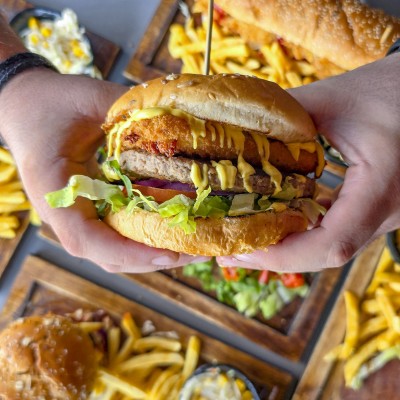 cheese please burger