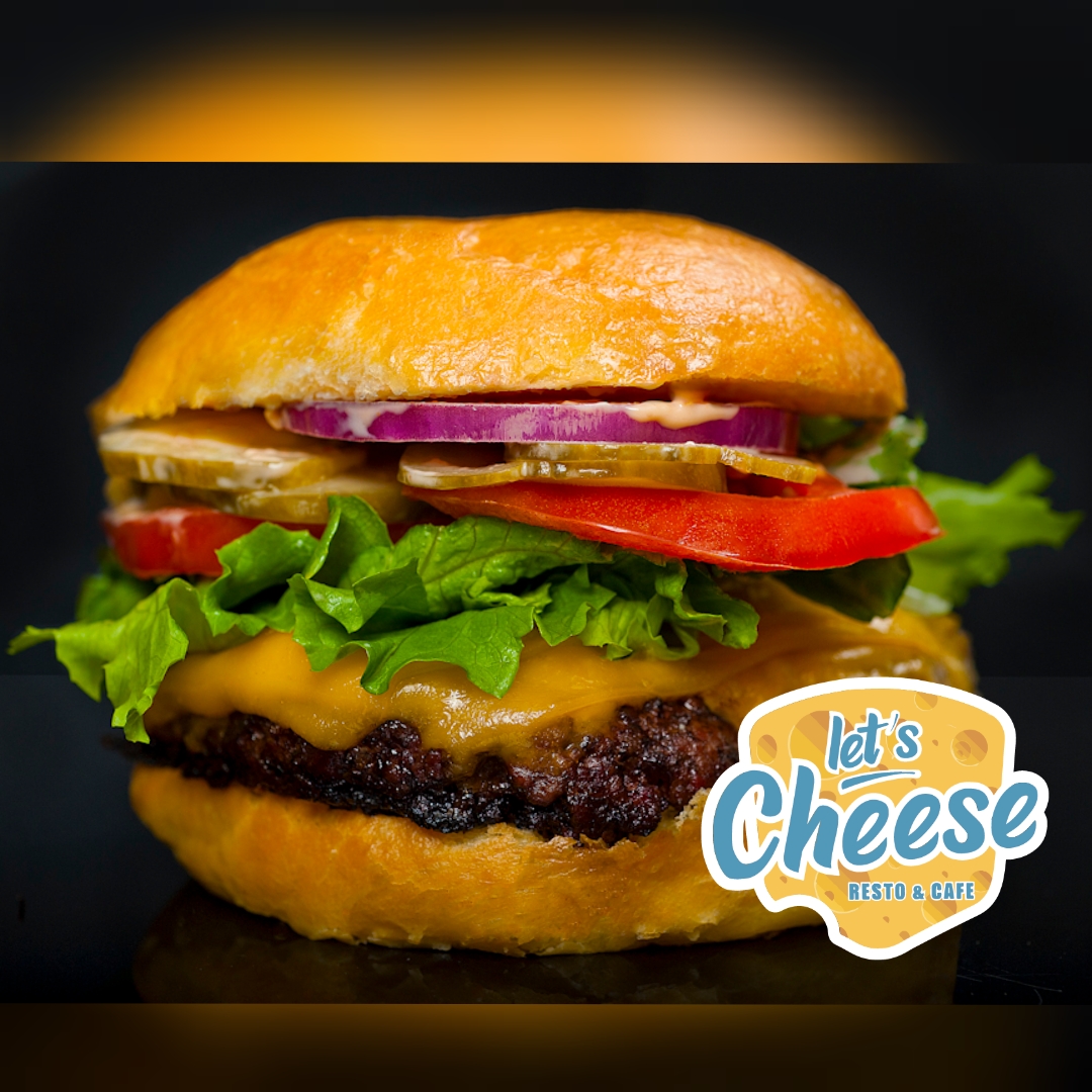 American Beef Burger (Charcoaled) -  بيف برغرمشوي 140 غرام